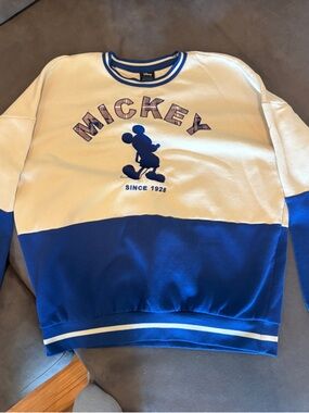 Disney Mickey Colorblock Crew Sweatshirt - Blue & White